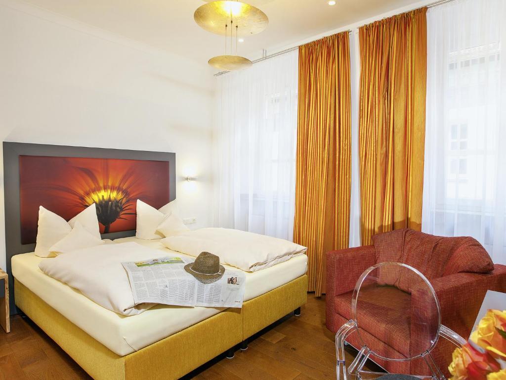 Hotel Muenchner Hof Und Blauer Turm Regensburg Quarto foto